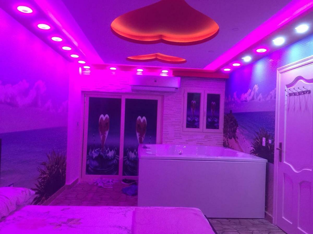 Al-Madina Tower Apartments Marsa Matrouh Esterno foto